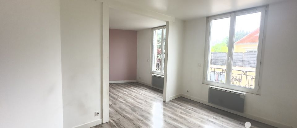 Town house 3 rooms of 67 m² in Saint-Prix (95390)