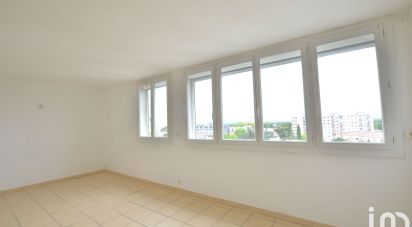 Apartment 3 rooms of 70 m² in Nîmes (30000)