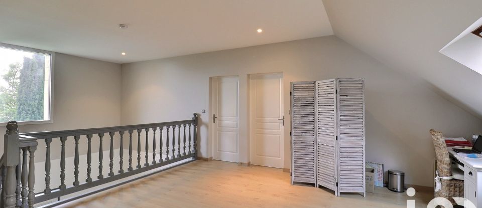 House 6 rooms of 194 m² in Vendôme (41100)