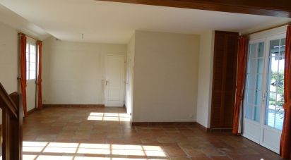 House 4 rooms of 128 m² in Coullons (45720)