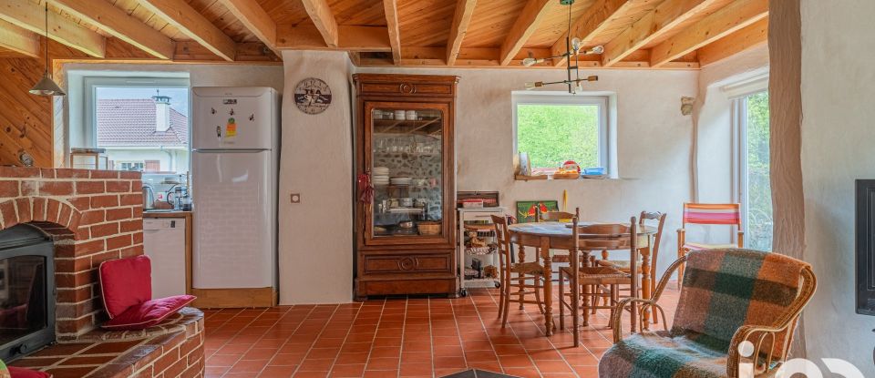 Maison traditionnelle 3 pièces de 160 m² à Viviers-du-Lac (73420)