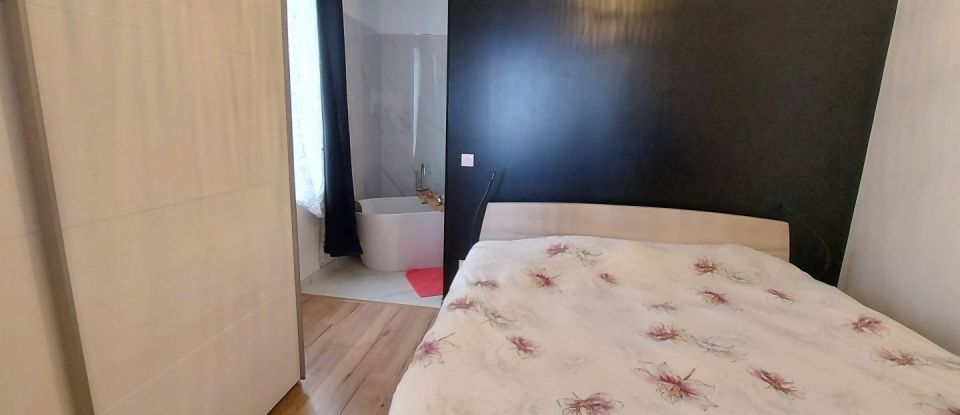 House 8 rooms of 212 m² in Les Sables-d'Olonne (85100)