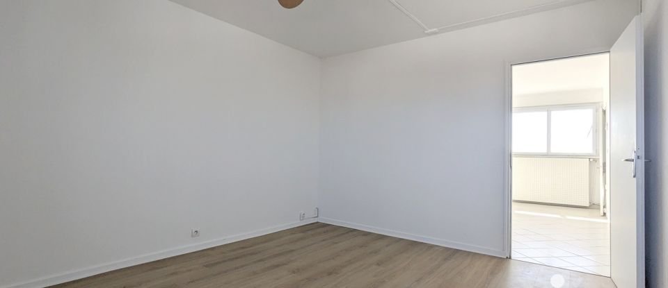 Appartement 4 pièces de 90 m² à Rezé (44400)