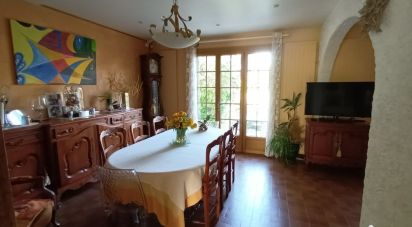 House 10 rooms of 230 m² in Neuville-sur-Sarthe (72190)