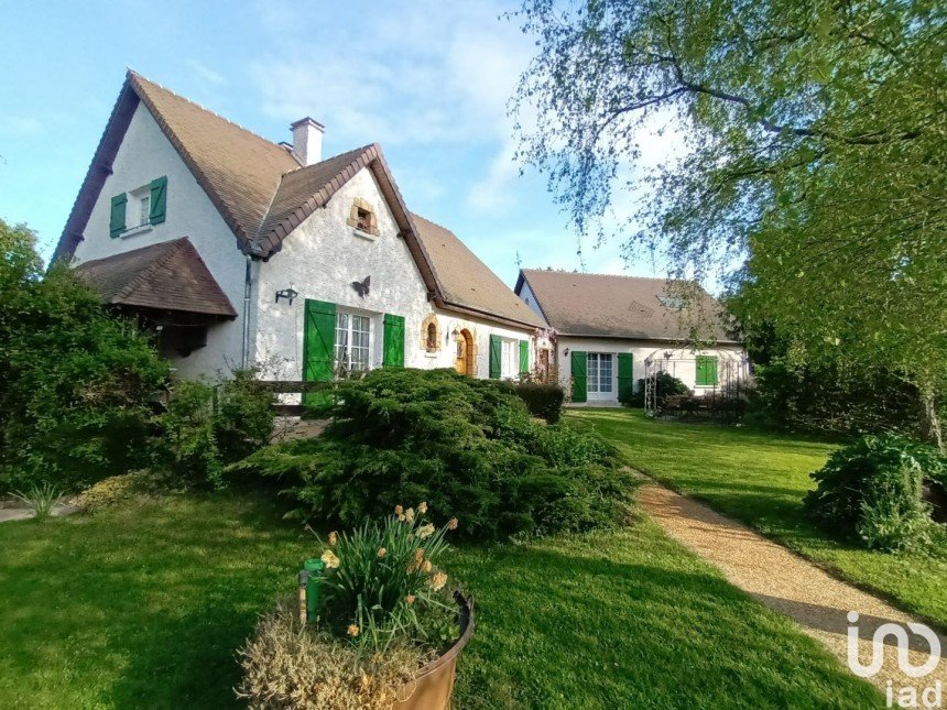 Vente Maison 230m² 10 Pièces à Neuville-sur-Sarthe (72190) - Iad France