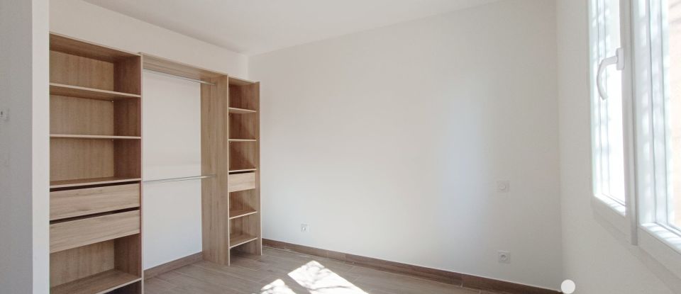 Pavilion 4 rooms of 91 m² in Roujan (34320)
