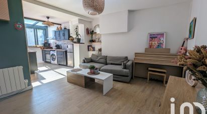Appartement 2 pièces de 37 m² à Bordeaux (33300)