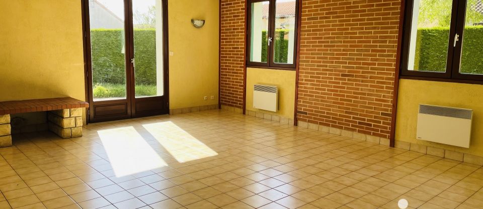 Traditional house 5 rooms of 110 m² in Lys-Haut-Layon (49310)