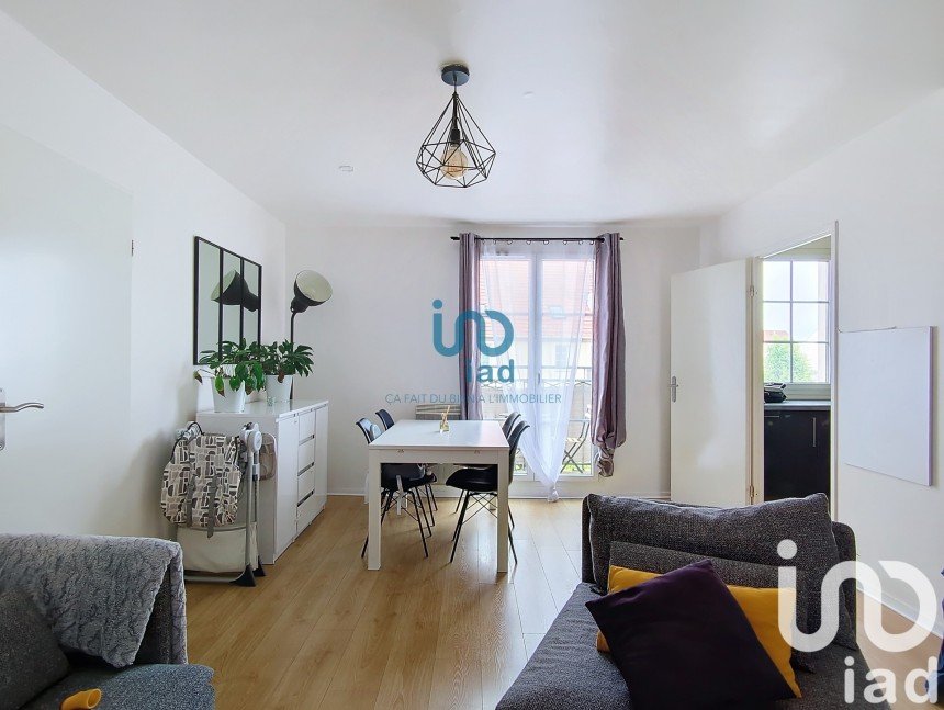 Appartement 3 pièces de 62 m² à Fontenay-Trésigny (77610)