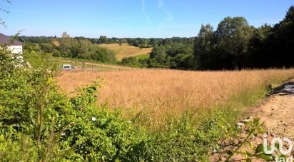 Terrain de 2 606 m² à Saint-Germain-les-Vergnes (19330)