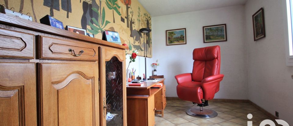 Traditional house 10 rooms of 240 m² in Reims (51100)