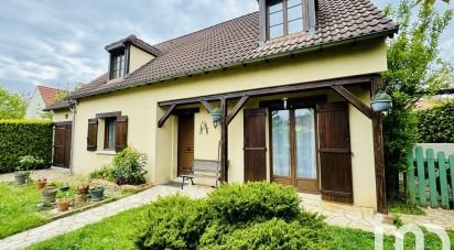 Traditional house 6 rooms of 123 m² in Savigny-le-Temple (77176)