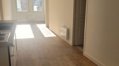 Apartment 2 rooms of 48 m² in Chauny (02300)