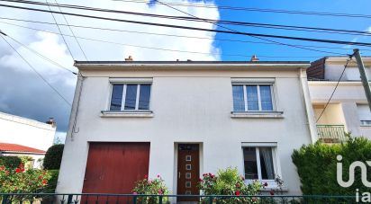 Maison traditionnelle 6 pièces de 126 m² à Nantes (44300)