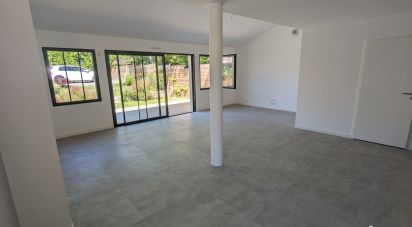 House 4 rooms of 115 m² in Bordeaux (33800)
