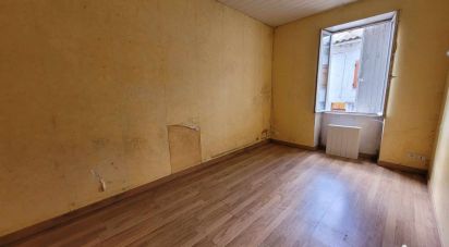 House 3 rooms of 50 m² in Mirambeau (17150)