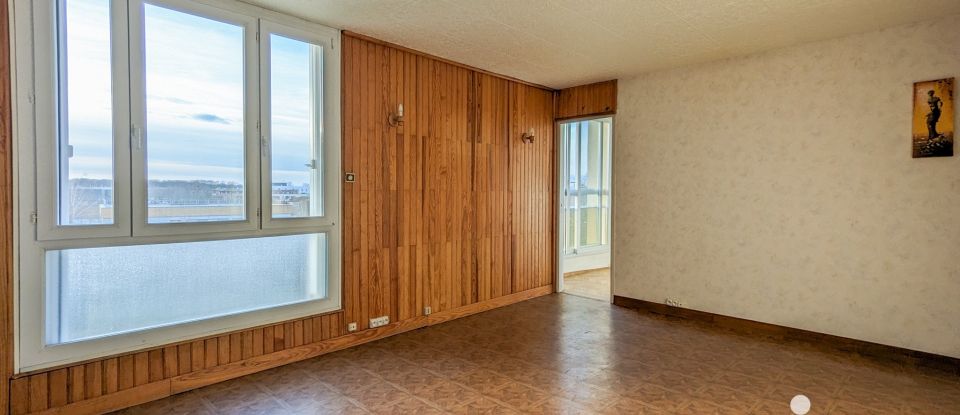 Apartment 4 rooms of 77 m² in Bois-d'Arcy (78390)