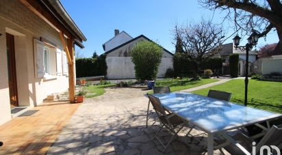 House 7 rooms of 165 m² in Reims (51100)