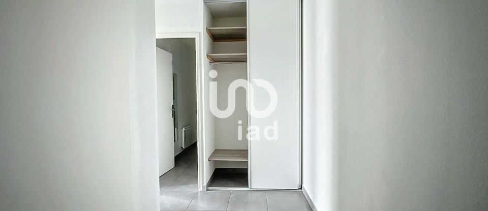 Apartment 2 rooms of 45 m² in Marseille (13010)