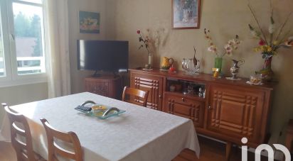 House 4 rooms of 80 m² in Le Rouget-Pers (15290)