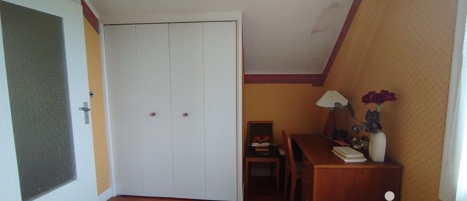 House 4 rooms of 80 m² in Le Rouget-Pers (15290)