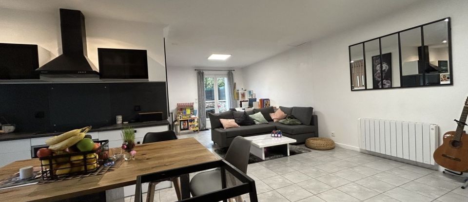 House 4 rooms of 65 m² in Saint-Michel-sur-Orge (91240)