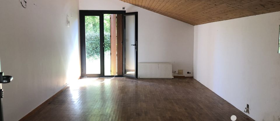 House 4 rooms of 150 m² in Grayan-et-l'Hôpital (33590)