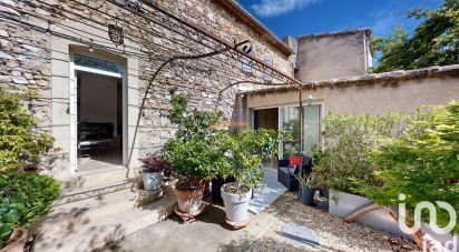 Village house 4 rooms of 114 m² in Mérindol (84360)