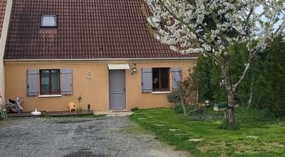 House 5 rooms of 107 m² in Saint-Hilliers (77160)