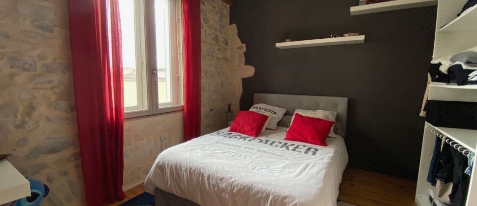 House 7 rooms of 172 m² in Brignais (69530)