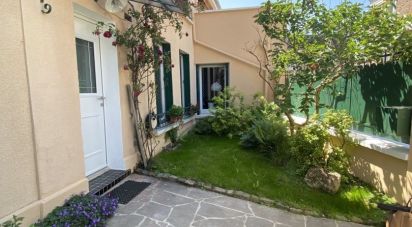 House 8 rooms of 164 m² in Fontenay-sous-Bois (94120)