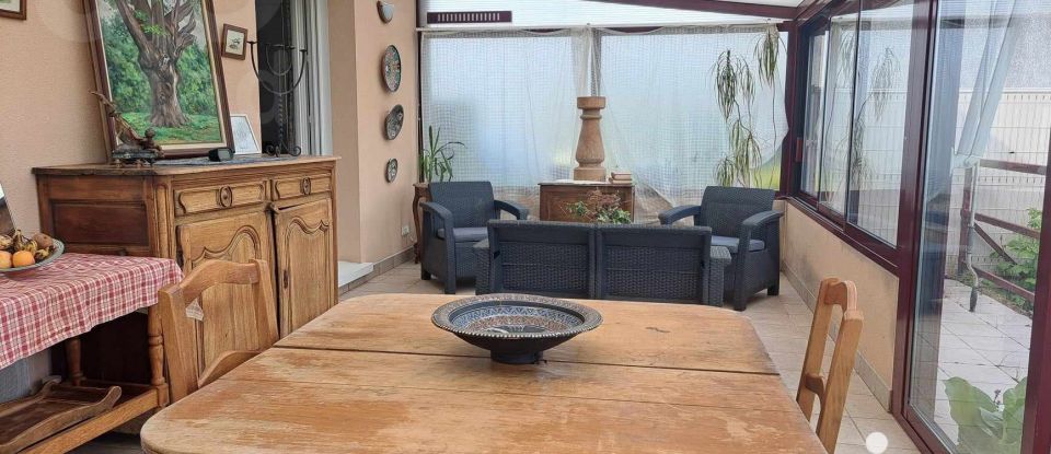 House 7 rooms of 192 m² in Villers-sur-Coudun (60150)