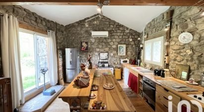 Maison traditionnelle 7 pièces de 200 m² à Mayres (07330)