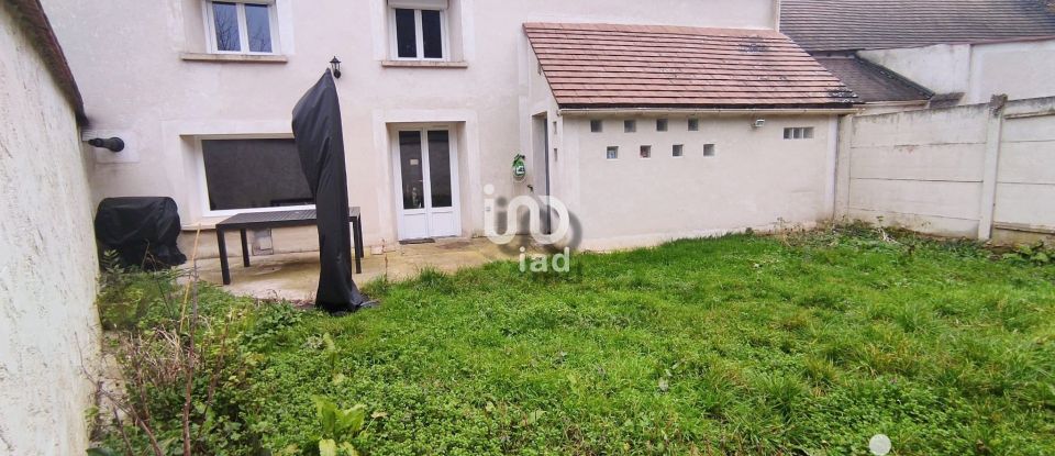 House 7 rooms of 181 m² in Le Plessis-Belleville (60330)