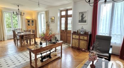 House 7 rooms of 160 m² in Soisy-sur-Seine (91450)