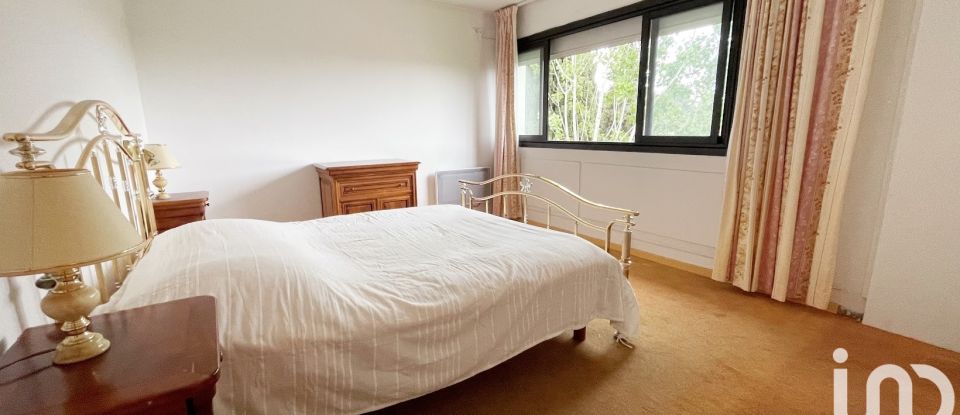 Apartment 4 rooms of 106 m² in Martigues (13500)