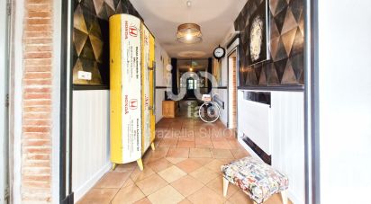 Maison traditionnelle 9 pièces de 246 m² à Verdun-sur-Garonne (82600)