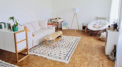 Apartment 2 rooms of 61 m² in Wissous (91320)