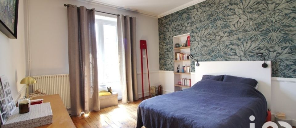 Duplex 5 rooms of 126 m² in Rennes (35000)
