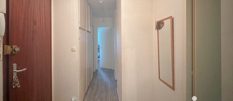 Apartment 4 rooms of 78 m² in - (74960)
