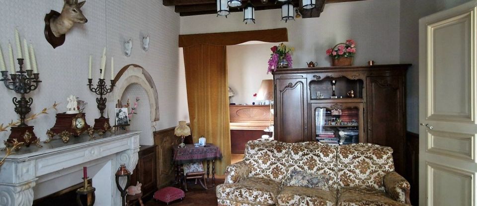 House 7 rooms of 208 m² in Saint-Pair (14670)