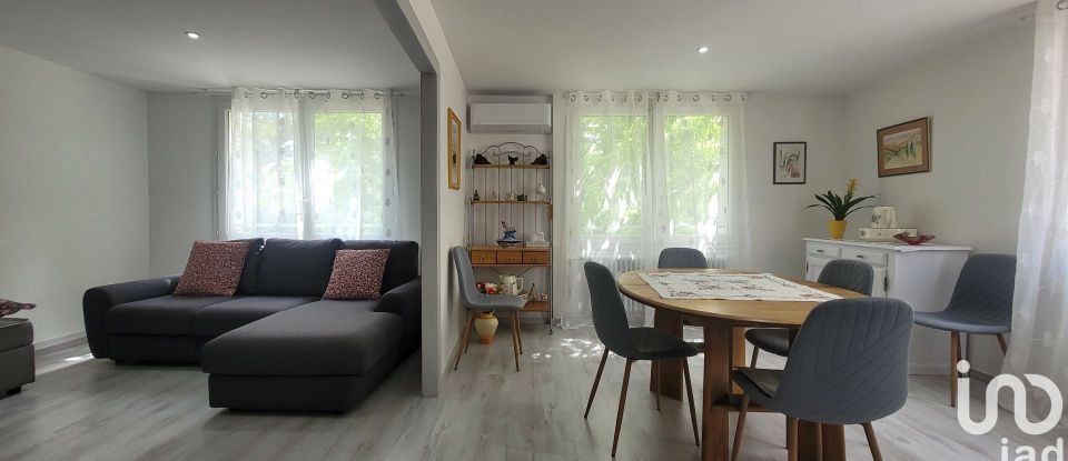 Apartment 3 rooms of 59 m² in Orange (84100)