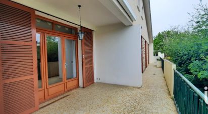 Maison 6 pièces de 283 m² à Montauban (82000)