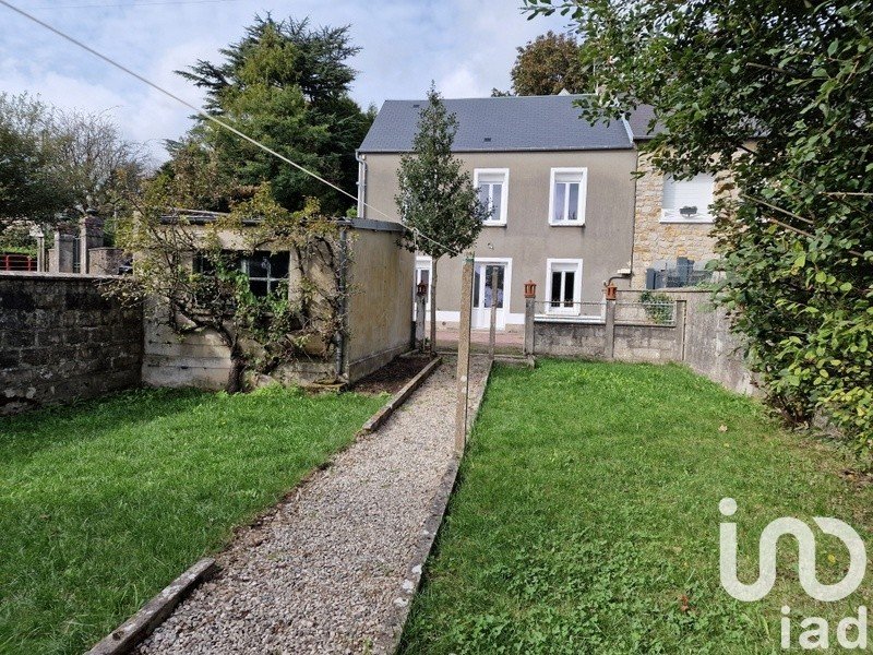 Traditional house 3 rooms of 71 m² in Coutances (50200)