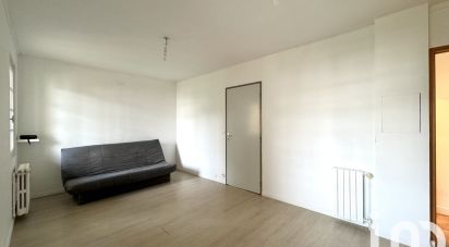 Studio 1 room of 27 m² in Longjumeau (91160)