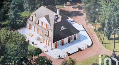 Maison traditionnelle 10 pièces de 350 m² à Le Luart (72390)