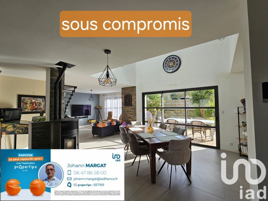 House 7 rooms of 145 m² in Bourg-des-Comptes (35890)