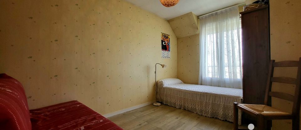 Traditional house 4 rooms of 80 m² in Argenteuil (95100)
