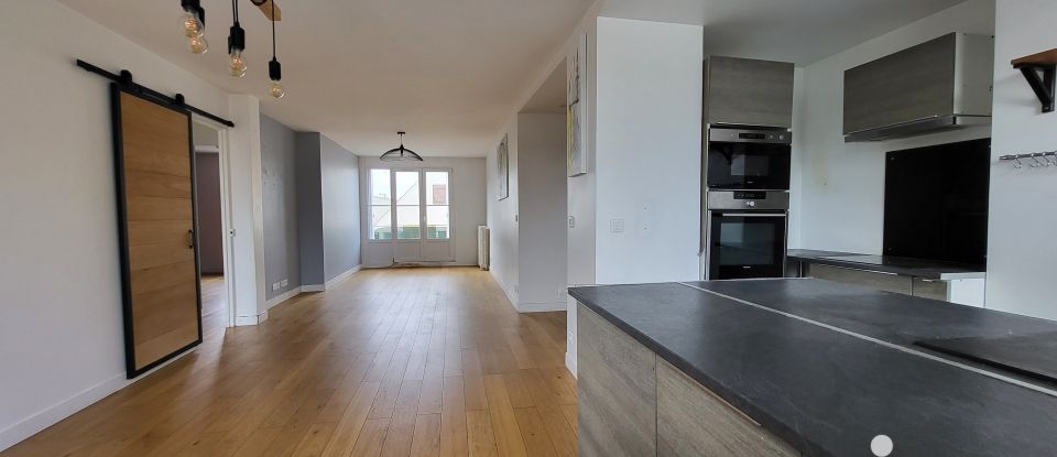 Apartment 4 rooms of 71 m² in Sartrouville (78500)