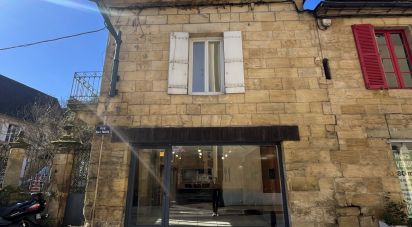 House 7 rooms of 140 m² in Sarlat-la-Canéda (24200)